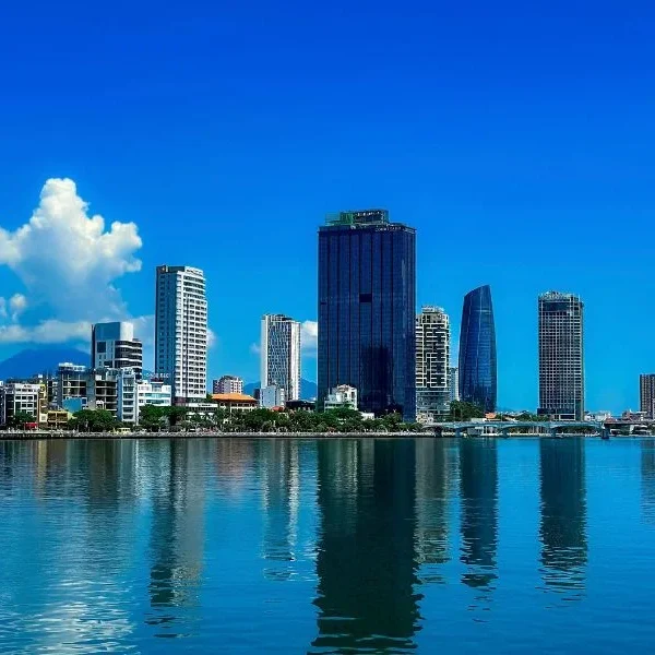 Vietnam Tightens Work Permit Rules